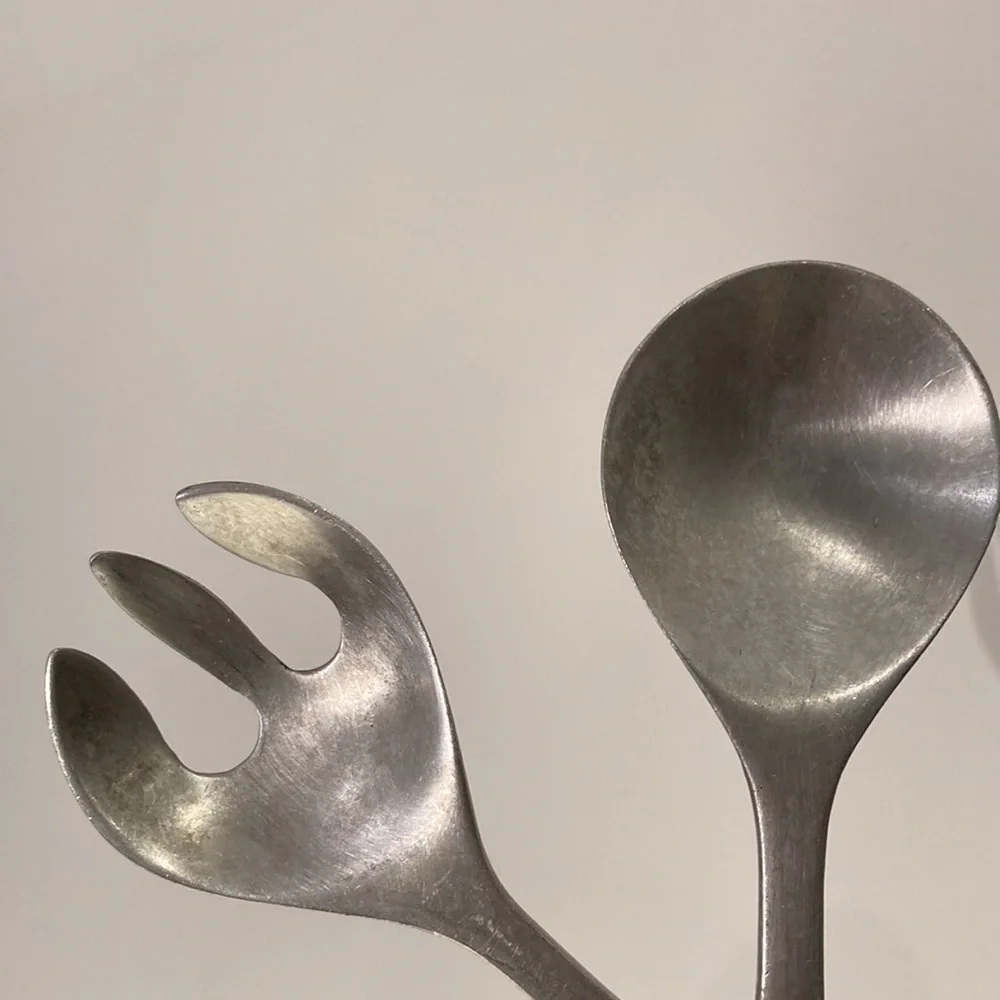Vintage Mariposa serving set seashells handle aluminum